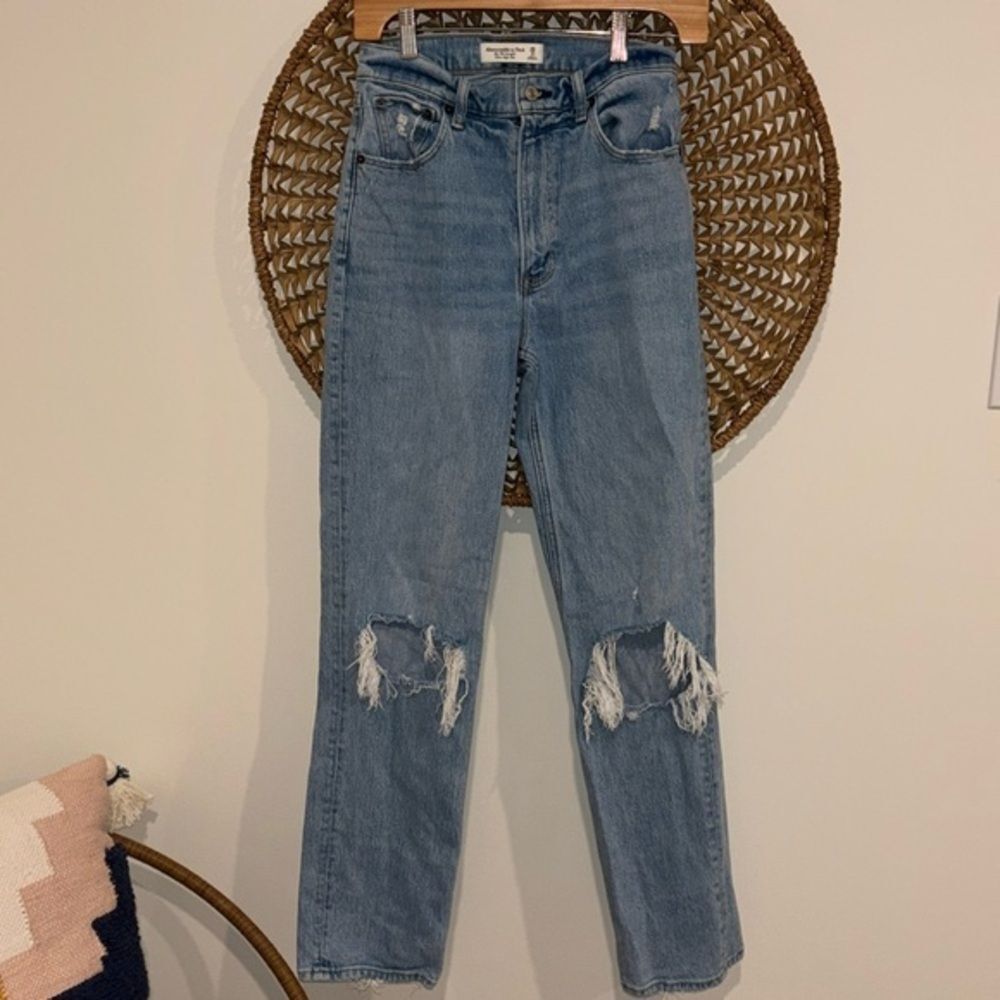 Abercrombie the 90s straight ultra high rise denim jeans size 26/ 2 regularl
